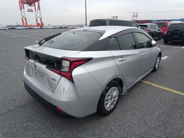 Toyota Prius S Safety Plus 2 2021