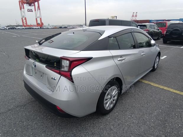 Toyota Prius S Safety Plus 2 2021