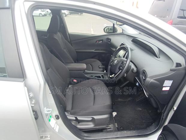 Toyota Prius S Safety Plus 2 2021