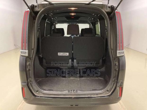 Toyota Noah G HYB PUSH 2DR PWR 2021