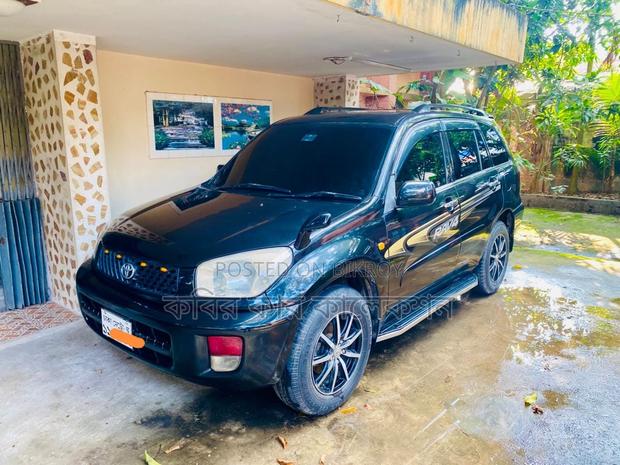 Toyota RAV4 sunroof 2000