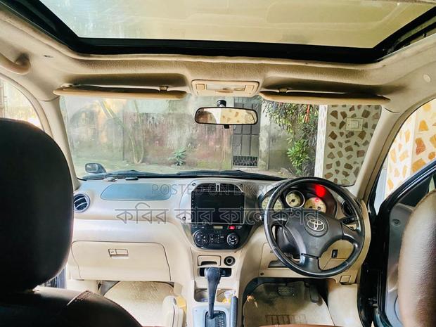 Toyota RAV4 sunroof 2000