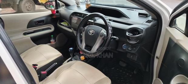 Toyota Aqua মালিক চালিত 2014