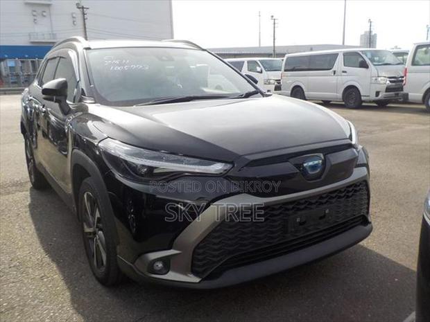 Toyota Corolla Cross z PAckage 2021