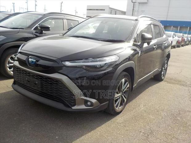 Toyota Corolla Cross z PAckage 2021