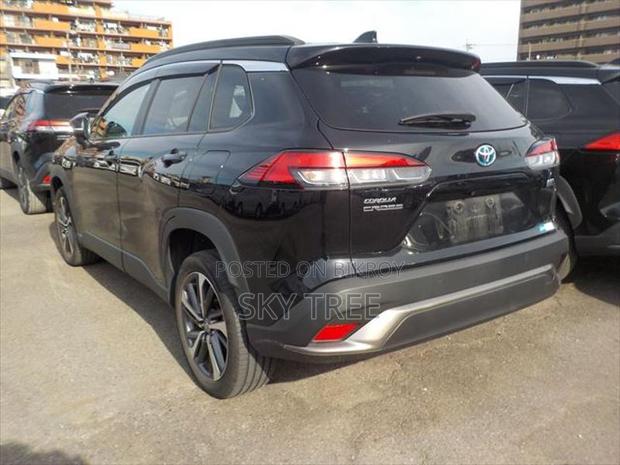 Toyota Corolla Cross z PAckage 2021