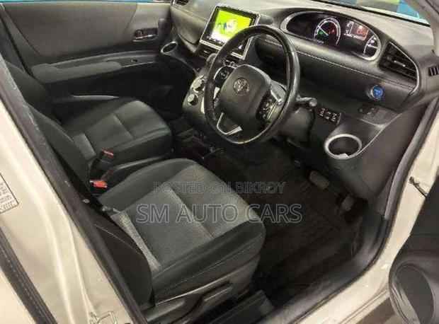 Toyota Sienta Hybrid G Safty Pearl 2021
