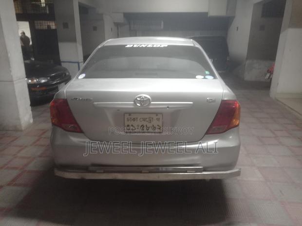 Toyota Axio 2006
