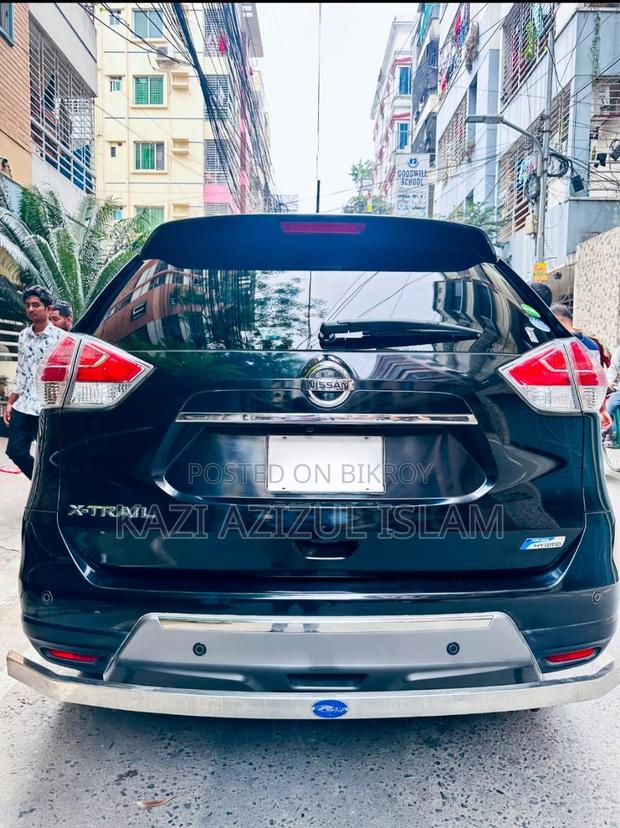 Nissan X-Trail . 2017