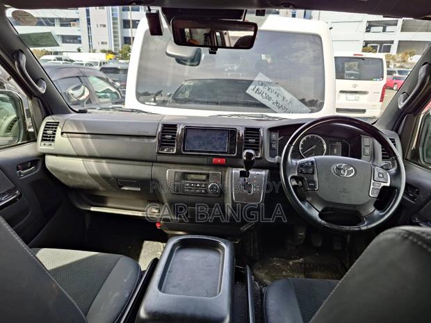 Toyota Hiace SUPER GL DARK PRIME 2022