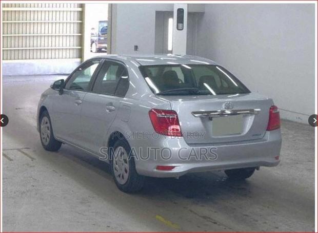 Toyota Axio Non Hybrid EX Silver 2021