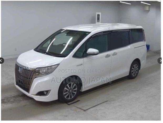 Toyota Esquire GI Premium 2019