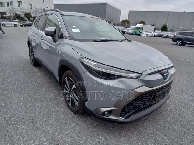 Toyota Corolla Cross Z Cement Grey HardTP 2023