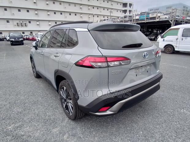 Toyota Corolla Cross Z Cement Grey HardTP 2023