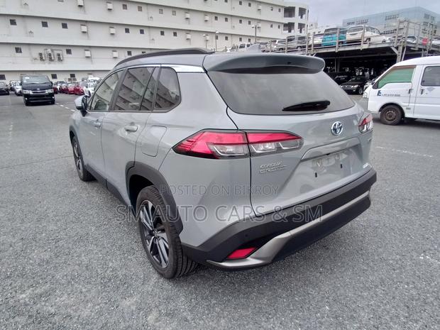 Toyota Corolla Cross Z Cement Grey HardTP 2023