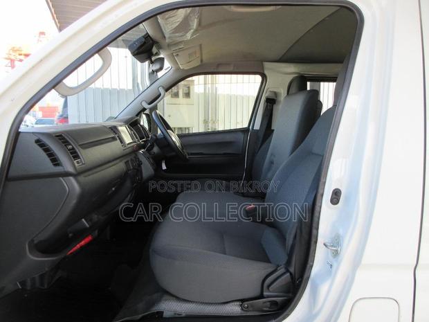 Toyota Hiace DX GL 2020