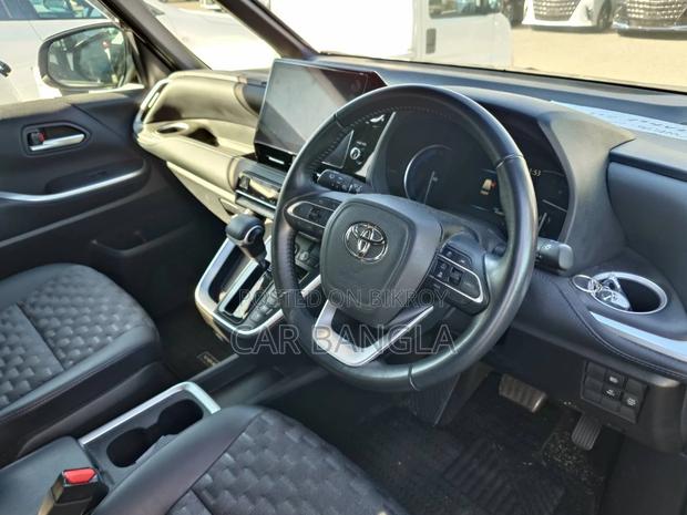 Toyota Voxy S-Z READY SHOWROOM 2022