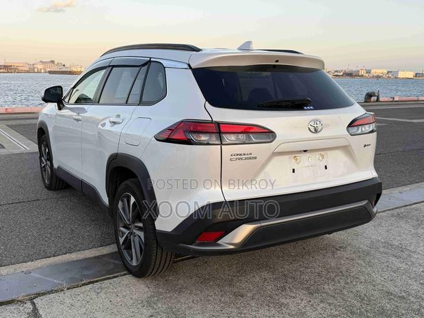 Toyota Corolla Cross Z LEATHER PEARLCOLOR 2024