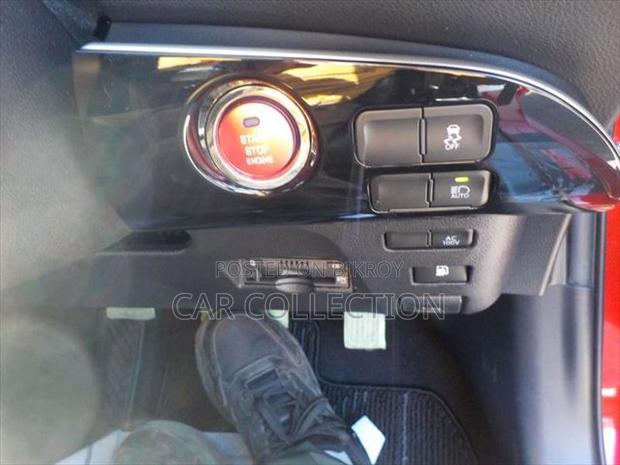Toyota Prius S Turing selection 2021