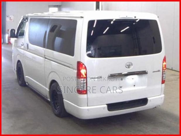 Toyota Hiace Super GL Dark Prime2 2021