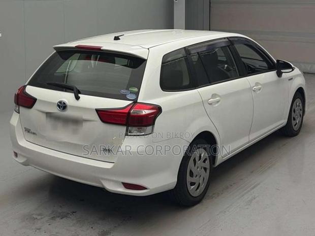 Toyota Fielder EX Hybrid 2020