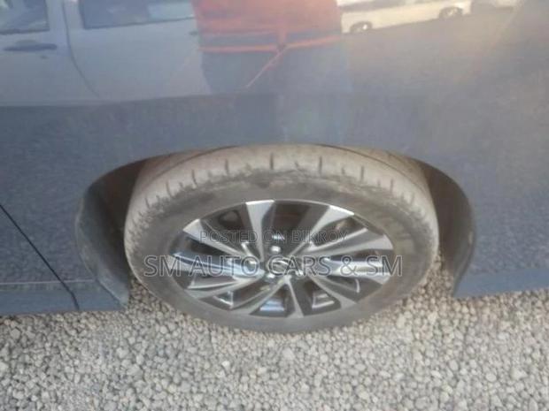 Toyota Voxy HB S-Z Massive Grey 2022