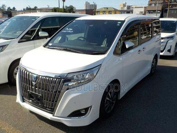 Toyota Esquire GI ,CEILING MONITOR 2020