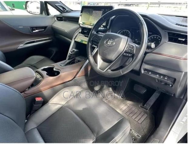 Toyota Harrier Z LEATHER NON HY. 2021