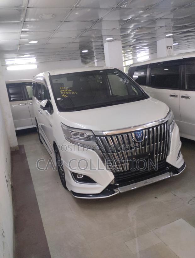 Toyota Esquire Gi premium 2020