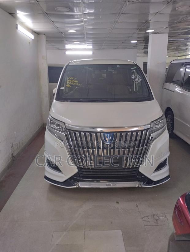 Toyota Esquire Gi premium 2020