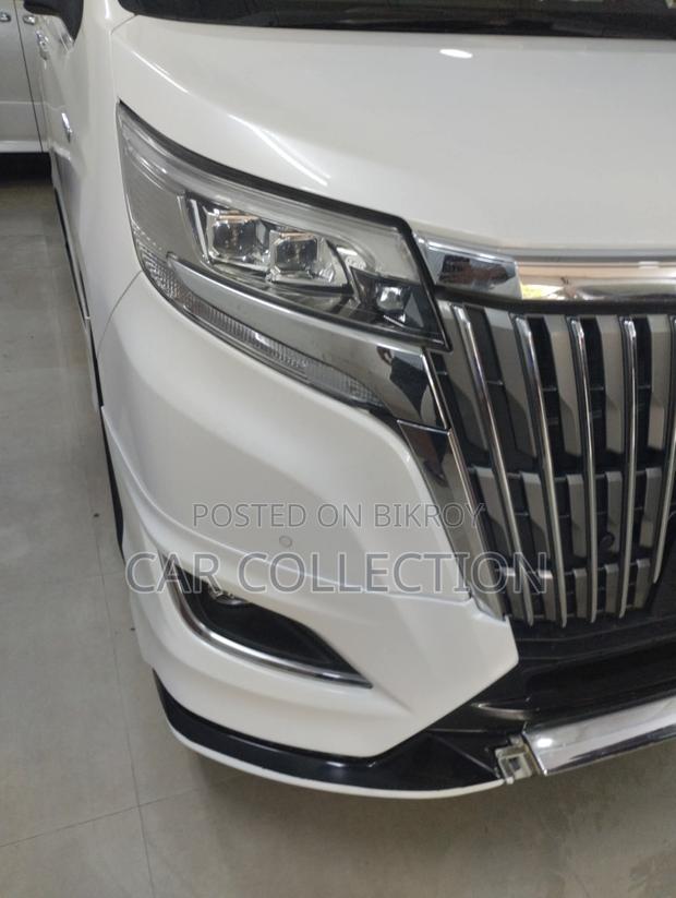Toyota Esquire Gi premium 2020