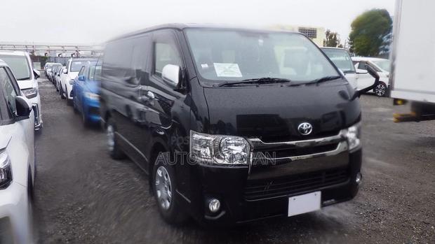 Toyota Hiace Super GL Dark Prime 2020