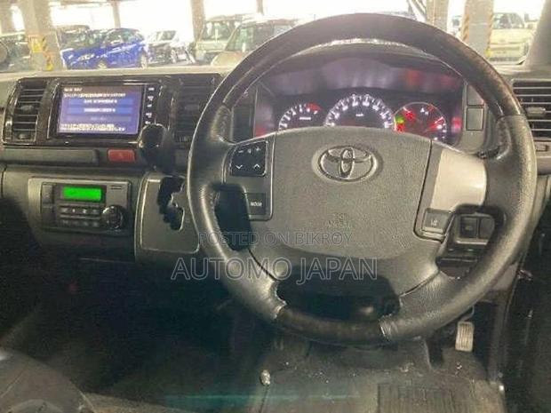 Toyota Hiace Super GL Dark Prime 2020