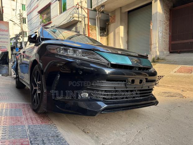 Toyota Harrier SUNROOF OLD SHAPE 2020