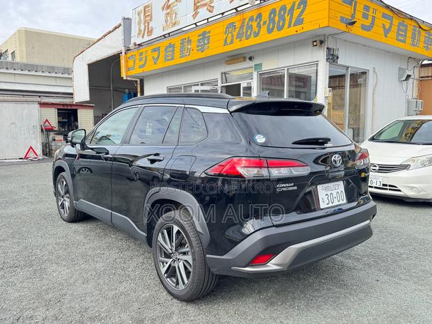 Toyota Corolla Cross Z LEATHER BLK COLOR 2024