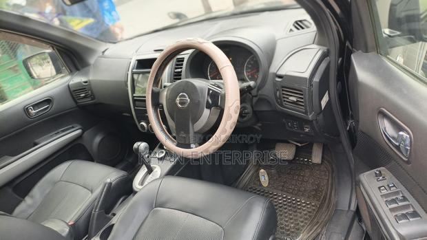 Nissan X-Trail x-Taril 2011