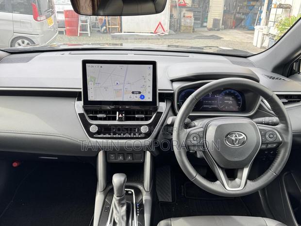 Toyota Corolla Cross Z LEATHER MOONROOF 2024