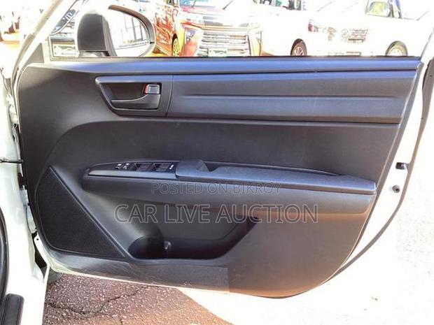 Toyota Axio Non Hybrid EX pack 2021