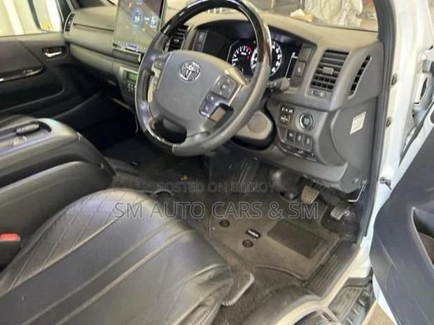 Toyota Hiace Super GL Dark Prime2 2024
