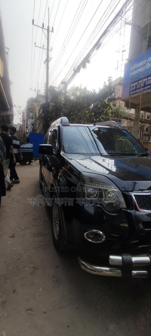 Nissan X-Trail Black 2011