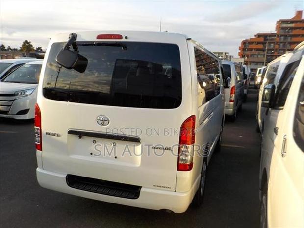 Toyota Hiace Super GL Dark Prime2 2021