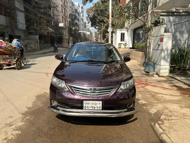 Toyota Allion . 2014