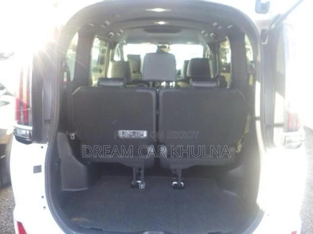Toyota Noah SIWXB Hybrid 2021