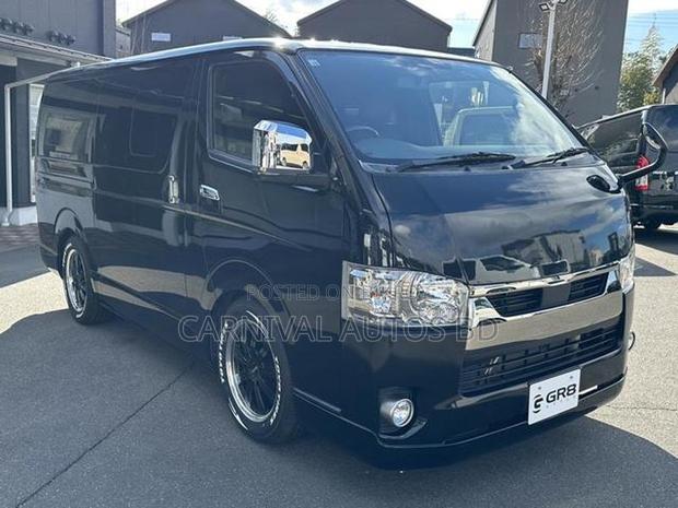 Toyota Hiace SUPER GL DARK PRIME 2020