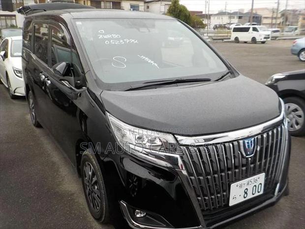 Toyota Esquire Hybrid Gi Black 2021