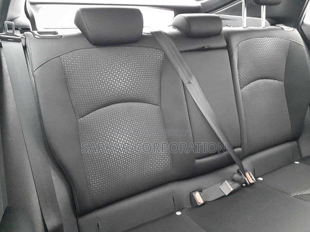 Toyota Prius S Safety 2021