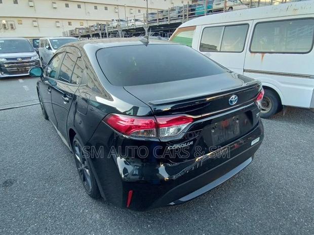 Toyota Corolla WXB Black 4 Point 2021