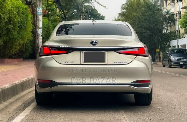 Lexus ES 300H Luxury FWD 2019 Beige