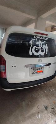 Toyota Probox white 2005 for sale