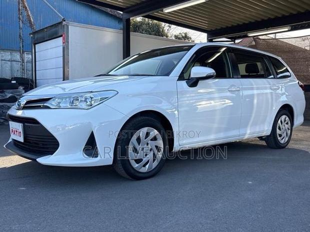 Toyota Fielder Hybrid EX pre order 2021